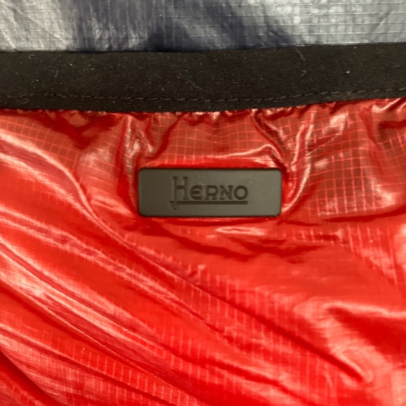 Herno puffer jacket- HUGE savings - Picture 4 of 12